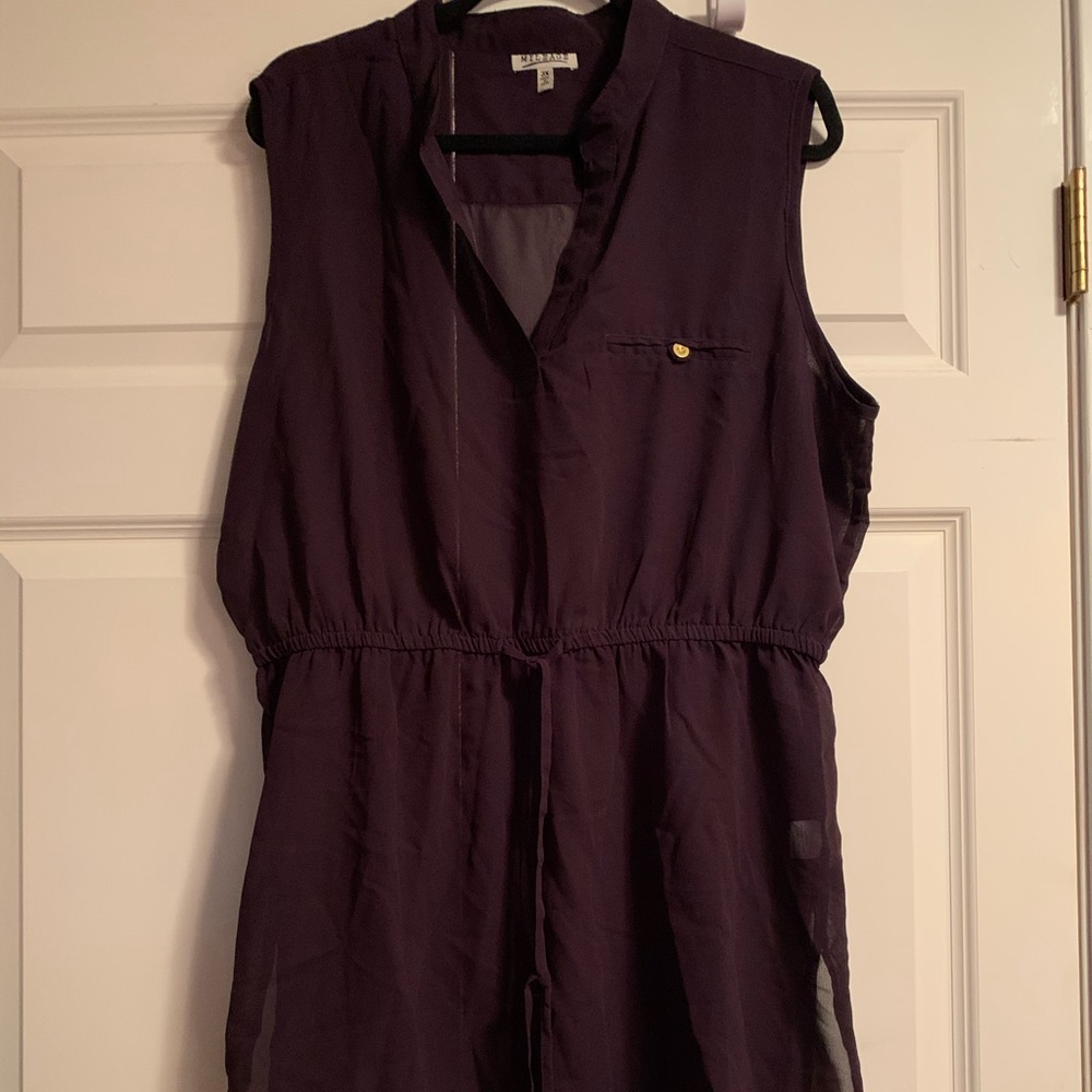NWOT Sleeveless top